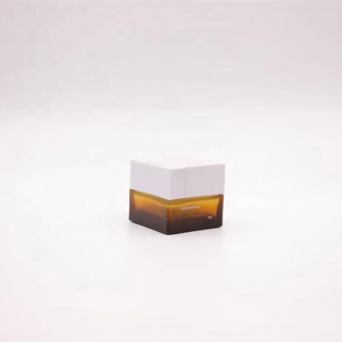 Rectangular Fashionable Cosmetic Bottle Printing Glass Cosmetic Bottle and Can Skincare Set Packaging