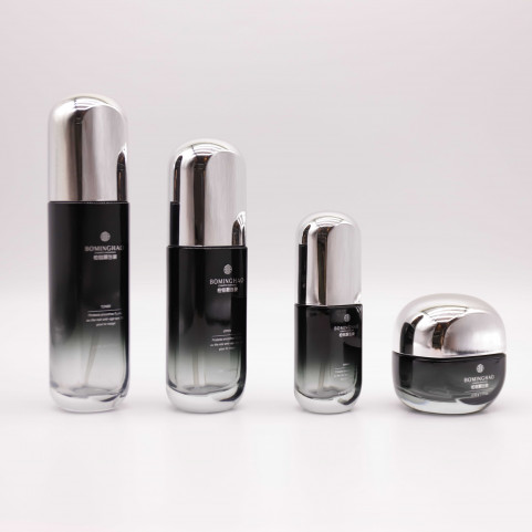 Hot Sale Luxury Black Glass Bottle Cosmetic Lotion Bottle Set Jar Pump Glass Bottles Set and Face Cream Glass Pump Sprayer